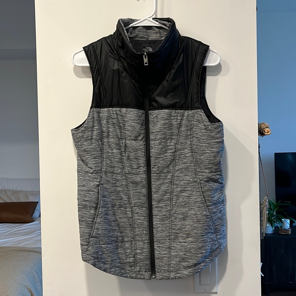 Grey north face vest